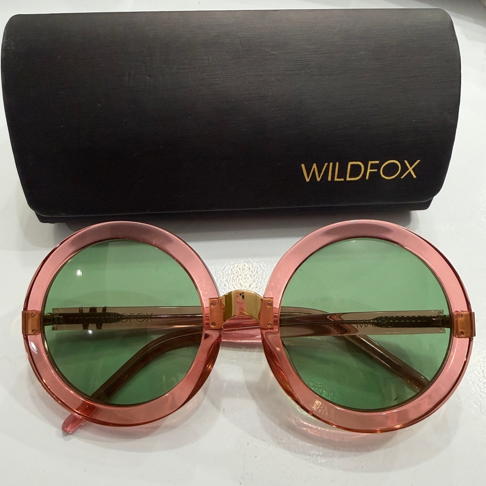 SOLD Wildfox Rose Pink Malibu Round Sunglasses